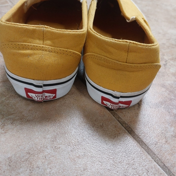 Yellow Vans - Picture 3 of 3